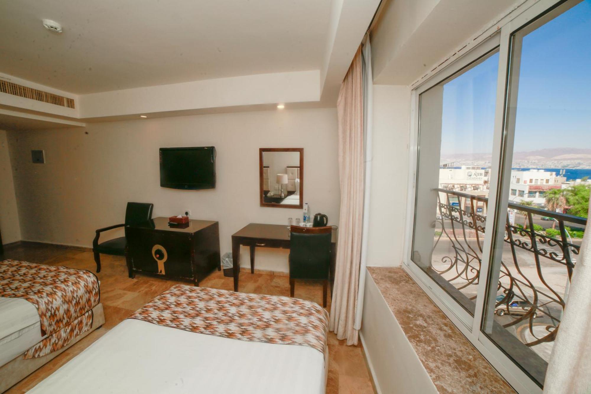 Yafko Hotel Aqaba Esterno foto