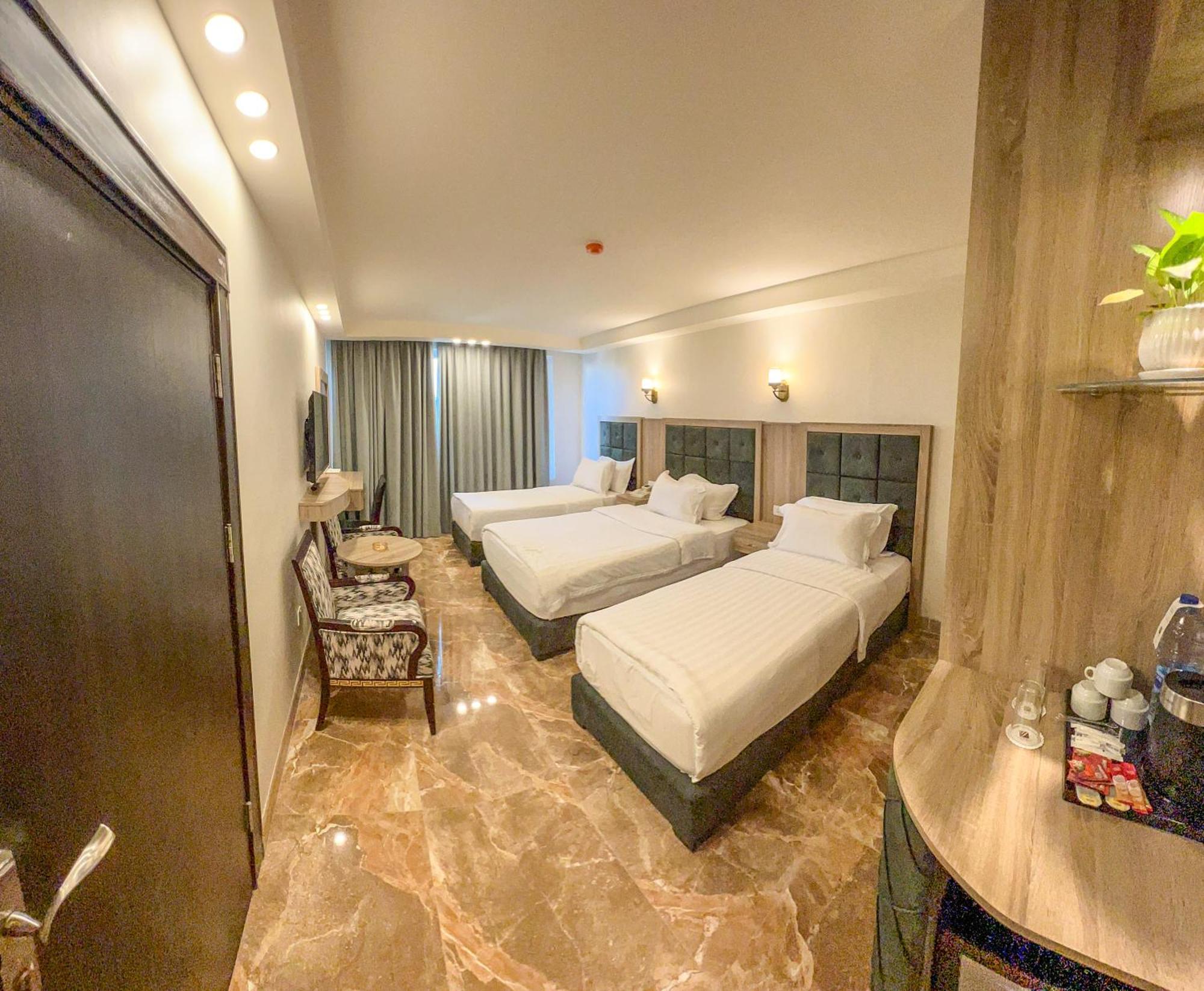 Yafko Hotel Aqaba Esterno foto