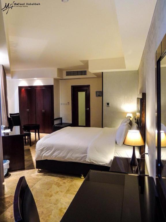Yafko Hotel Aqaba Esterno foto