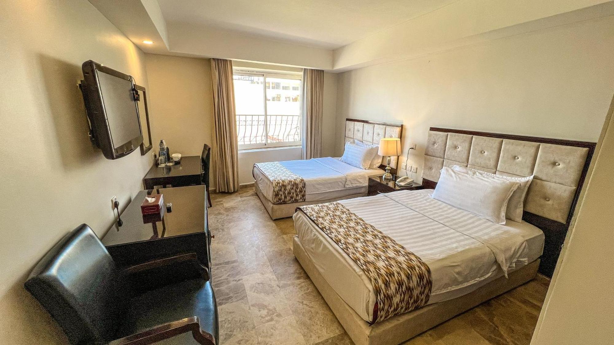 Yafko Hotel Aqaba Esterno foto