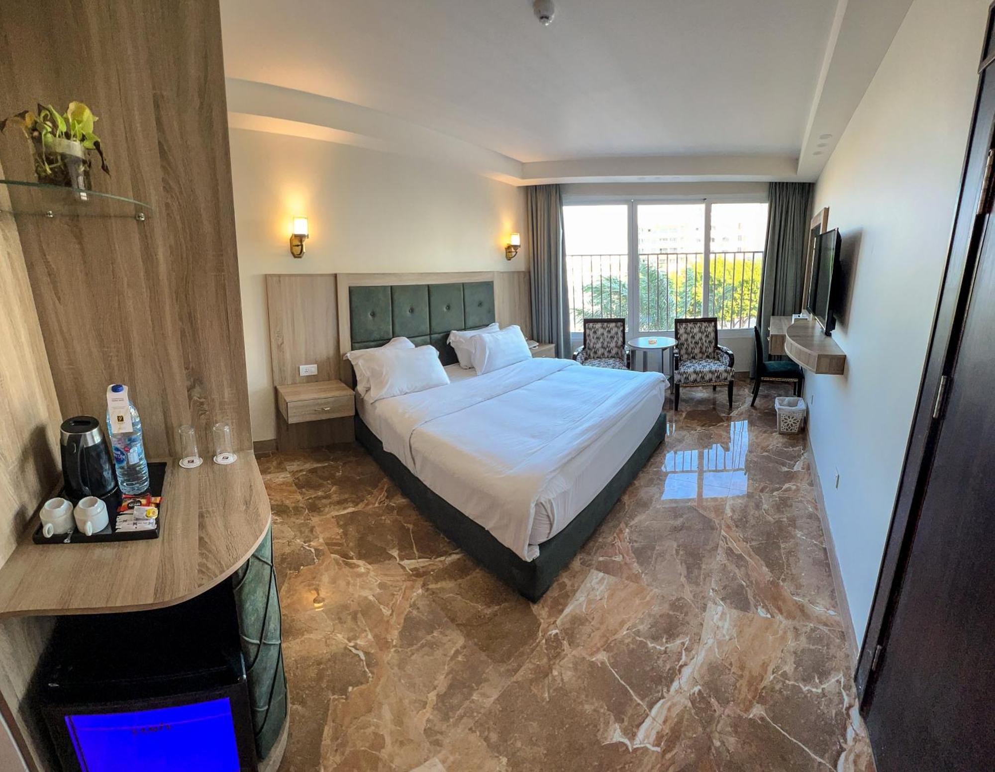 Yafko Hotel Aqaba Esterno foto